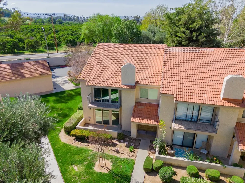 7088 Seville Riverside, CA 92504