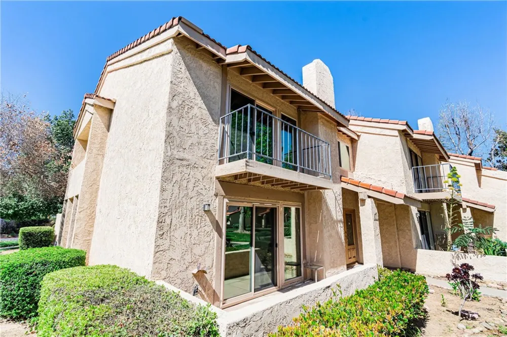 7088 Seville Riverside, CA 92504