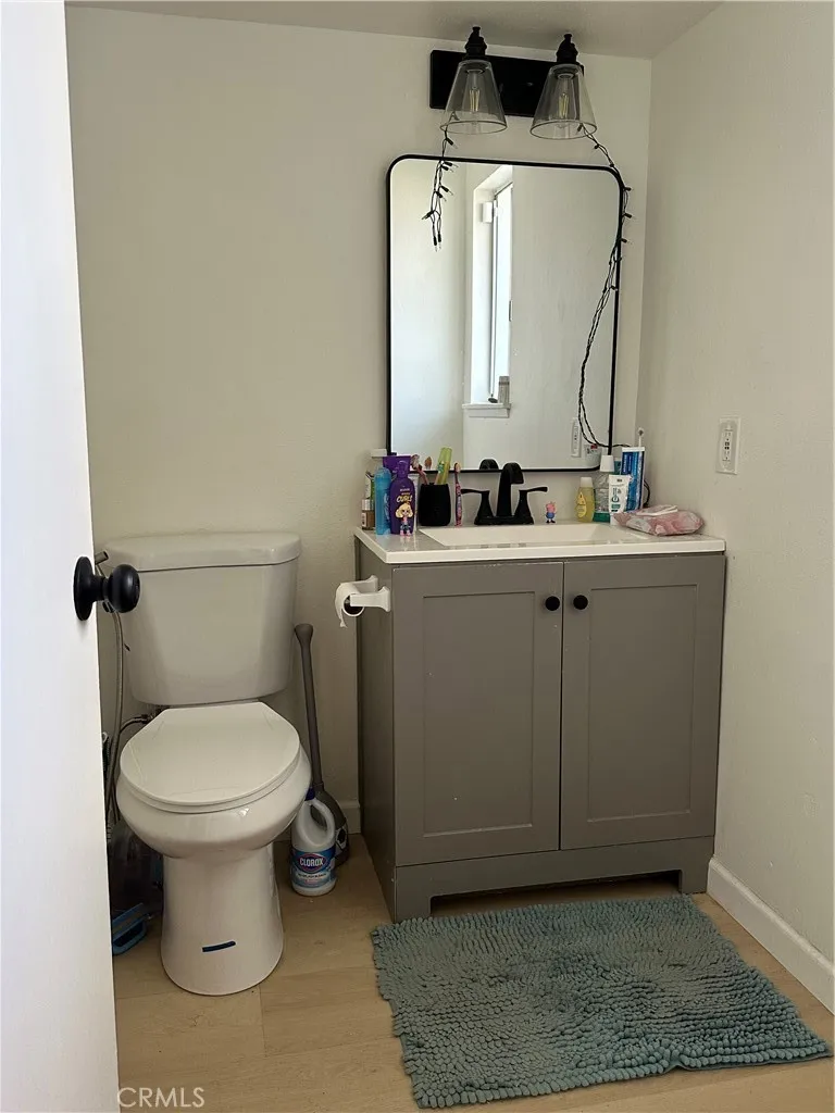 11013 Rome Beauty California City, CA 93505