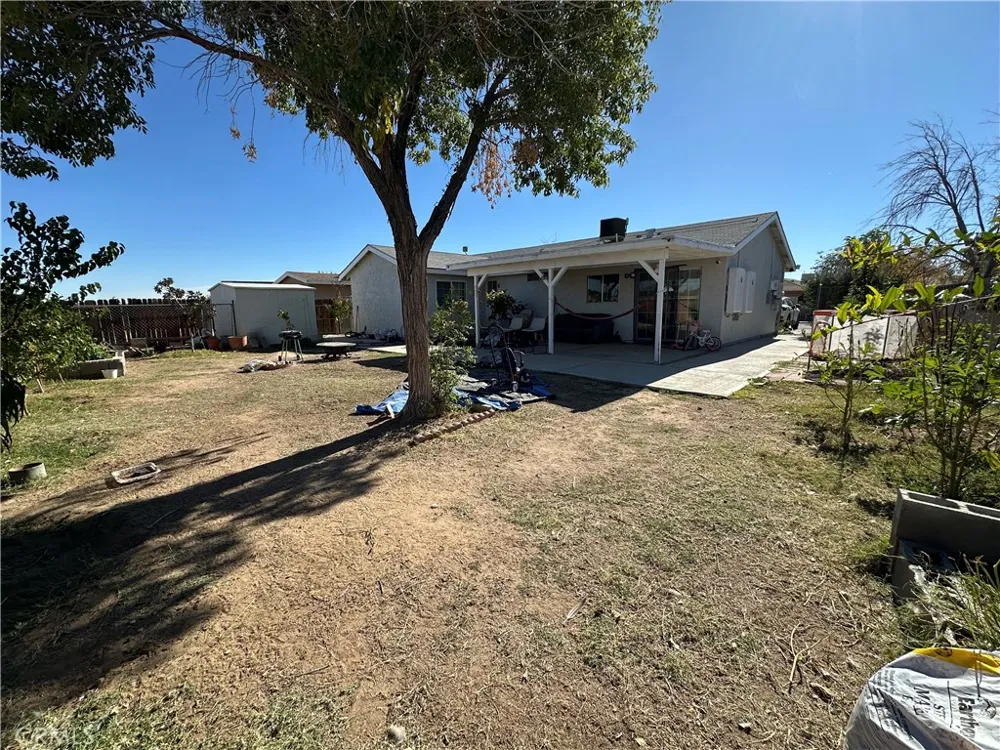 11013 Rome Beauty California City, CA 93505