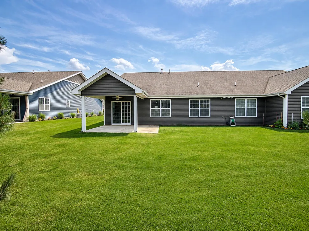 9818 W 129th Place Cedar Lake, IN 46303