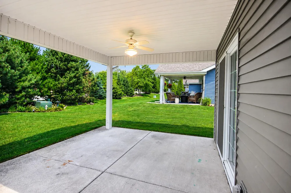 9818 W 129th Place Cedar Lake, IN 46303