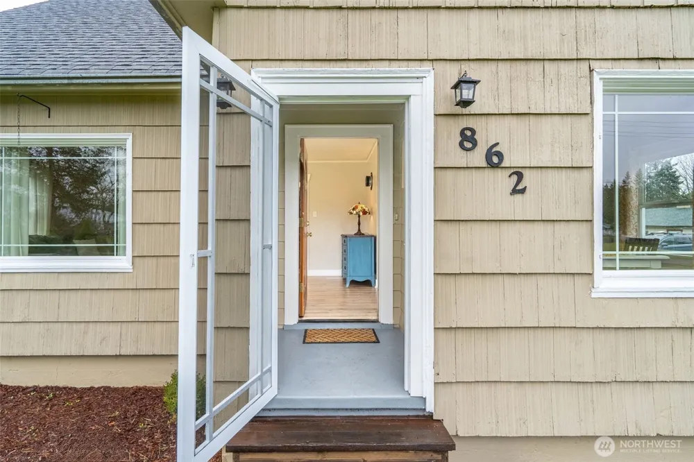 862 King Road Winlock, WA 98596