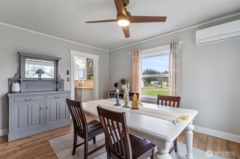 862 King Road Winlock, WA 98596