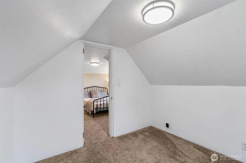 862 King Road Winlock, WA 98596
