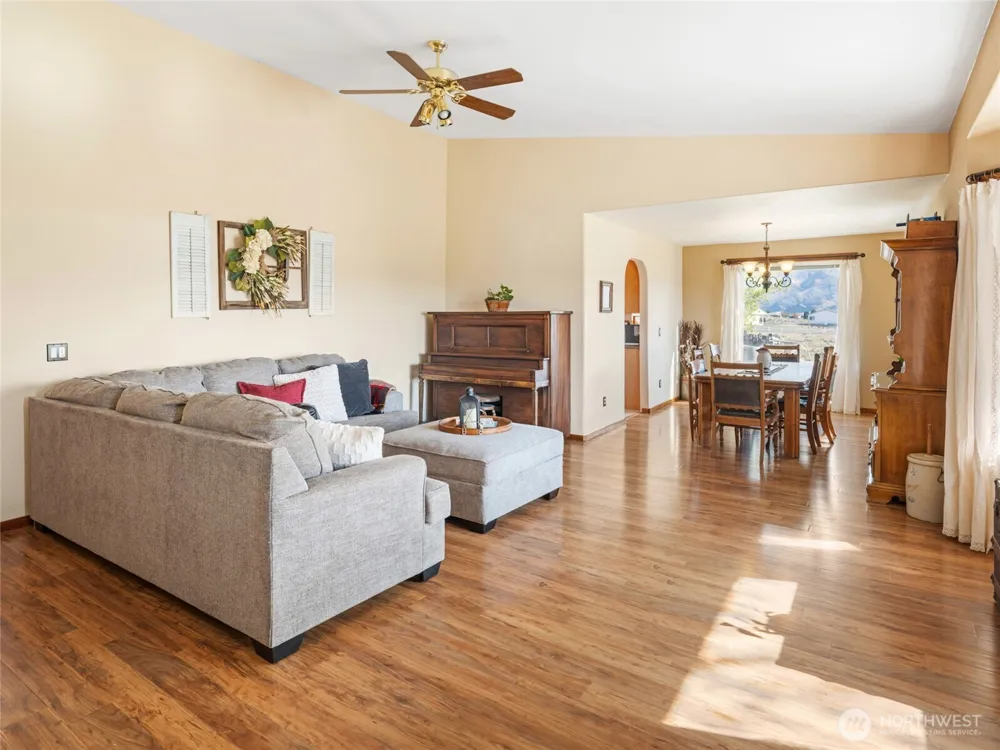 26619 Road U SW Mattawa, WA 99349
