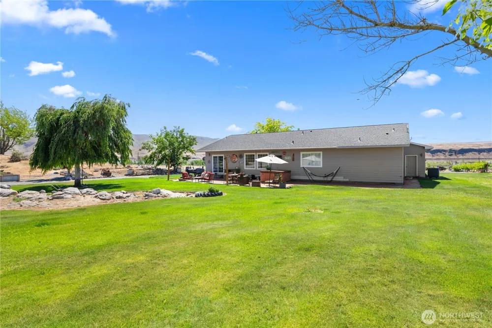 26619 Road U SW Mattawa, WA 99349