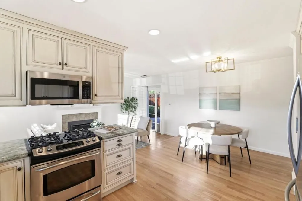 1375 Colleen Way Campbell, CA 95008