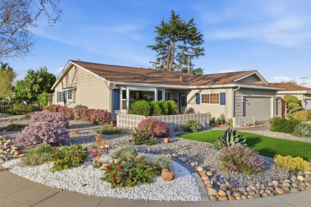 1375 Colleen Way Campbell, CA 95008