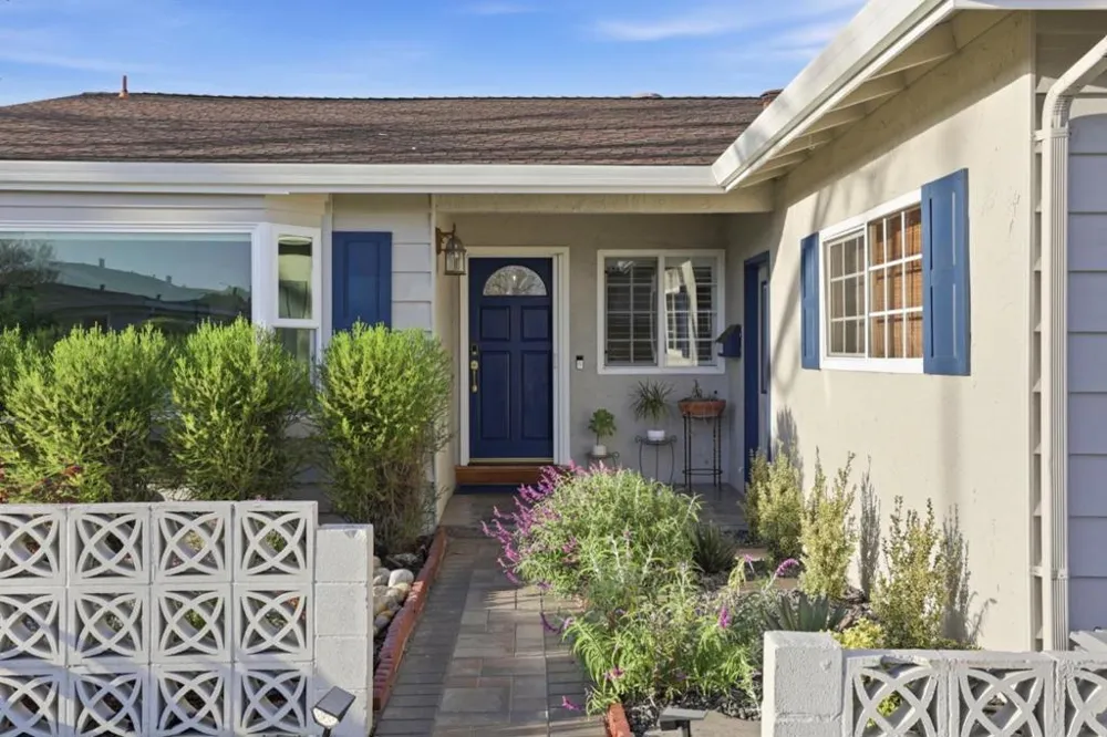 1375 Colleen Way Campbell, CA 95008