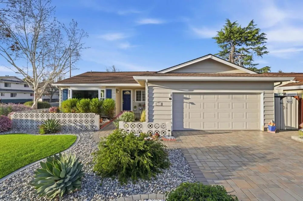 1375 Colleen Way Campbell, CA 95008