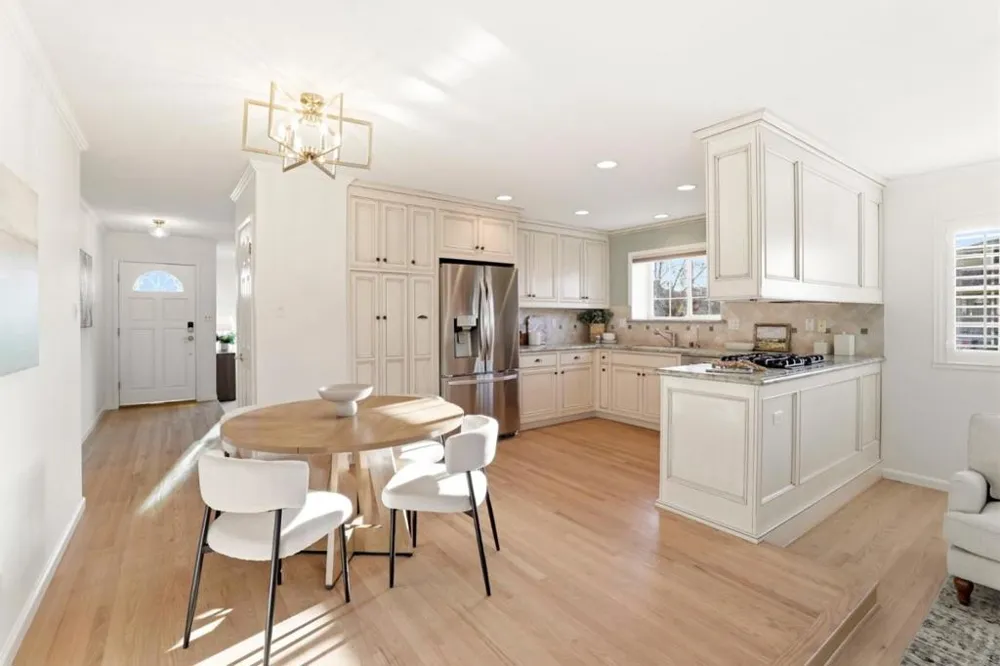 1375 Colleen Way Campbell, CA 95008