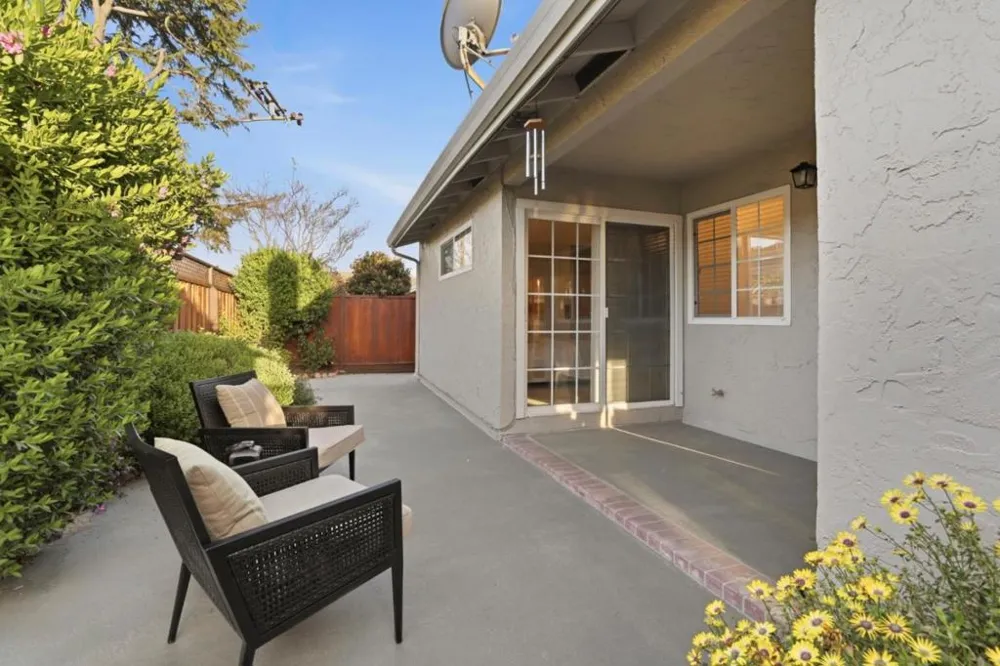 1375 Colleen Way Campbell, CA 95008