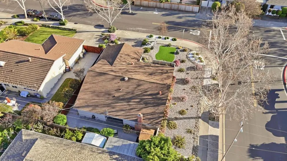 1375 Colleen Way Campbell, CA 95008