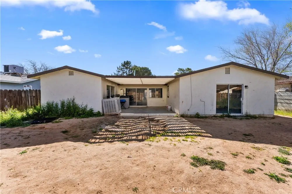 21449 Applewood California City, CA 93505