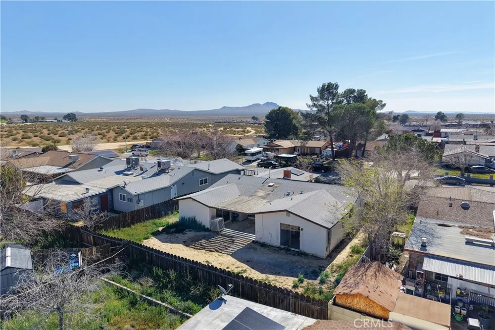 21449 Applewood California City, CA 93505