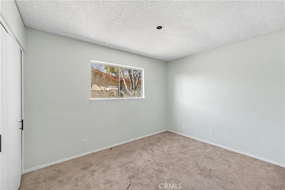 21449 Applewood California City, CA 93505