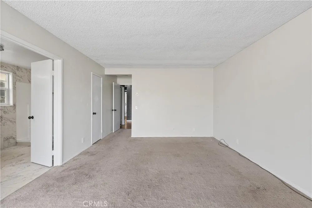 21449 Applewood California City, CA 93505