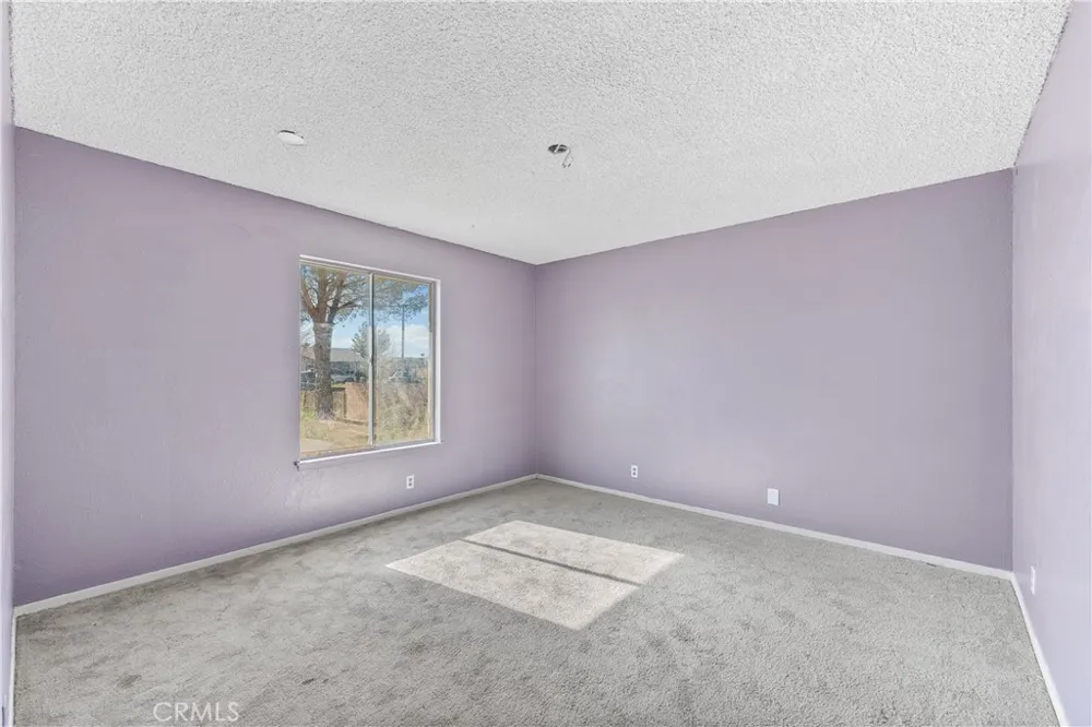 21449 Applewood California City, CA 93505