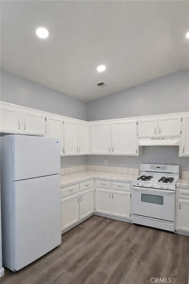 7507 Cross Glade Bakersfield, CA 93307