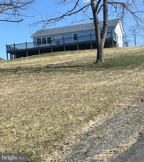 2212 SWARTZ ROAD