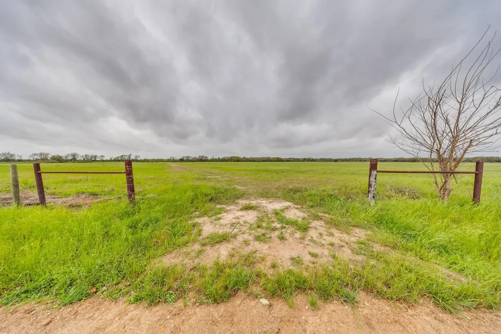 Country Road 114 Garwood, TX 77442