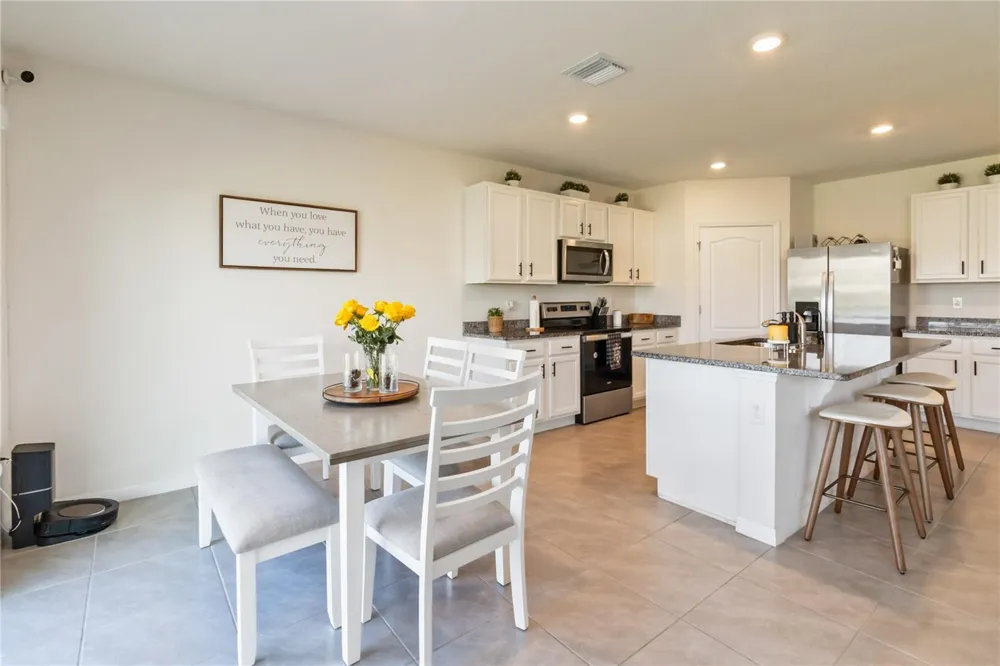 2780 SWOOPING SPARROW DRIVE St Cloud, FL 34773