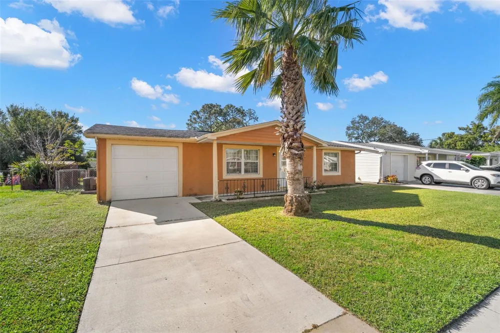 4642 EASTWOOD LANE Holiday, FL 34690