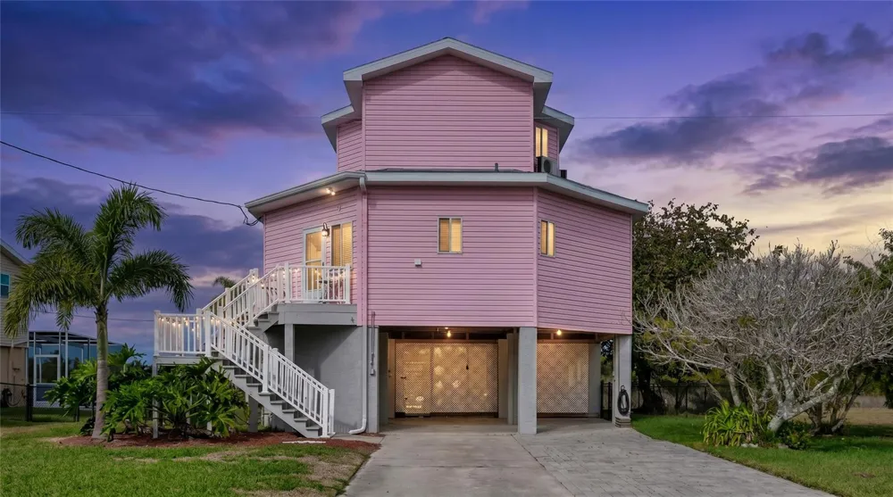 3460 CRAPE MYRTLE DRIVE Hernando Beach, FL 34607