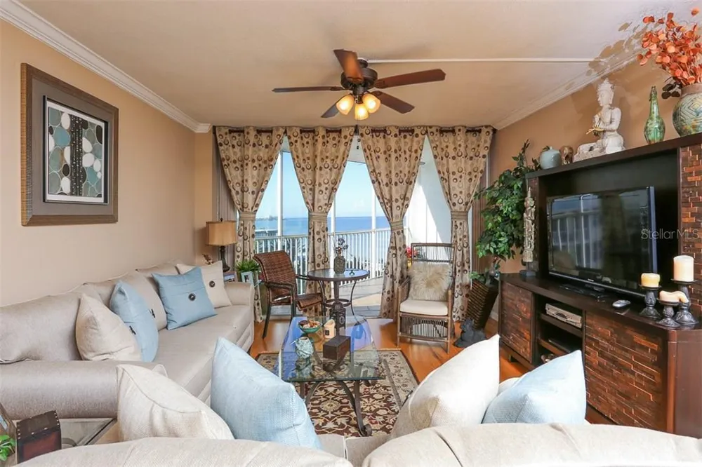 1770 BENJAMIN FRANKLIN DRIVE #603 Sarasota, FL 34236