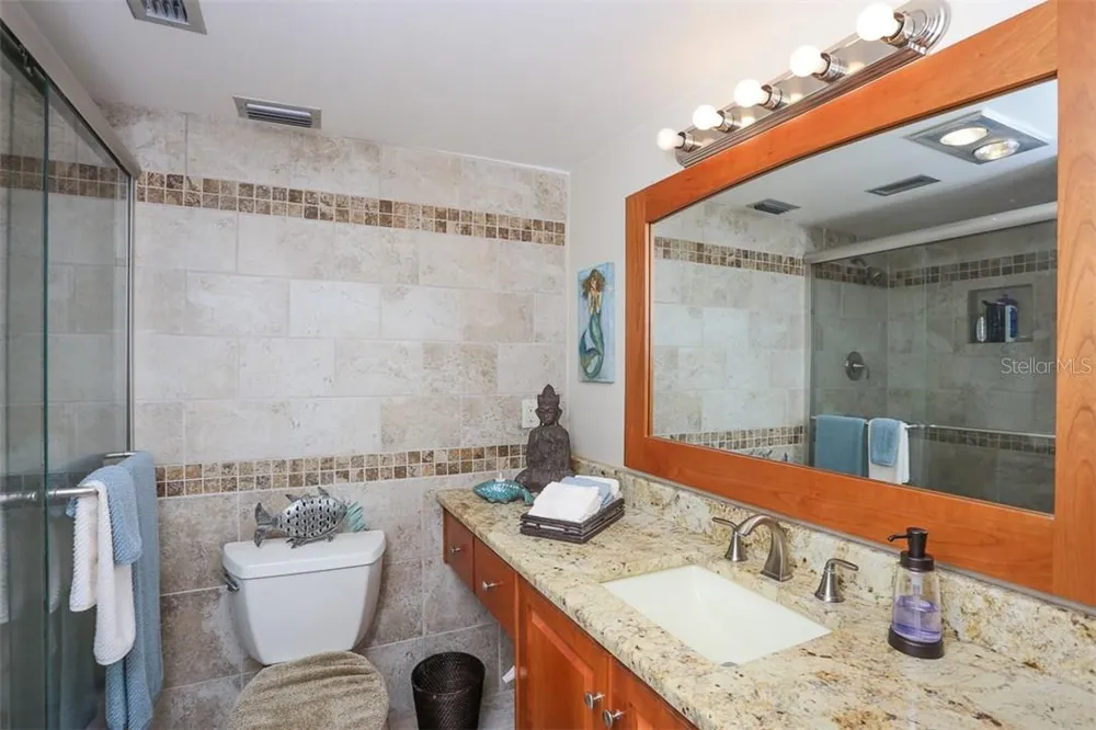 1770 BENJAMIN FRANKLIN DRIVE #603 Sarasota, FL 34236