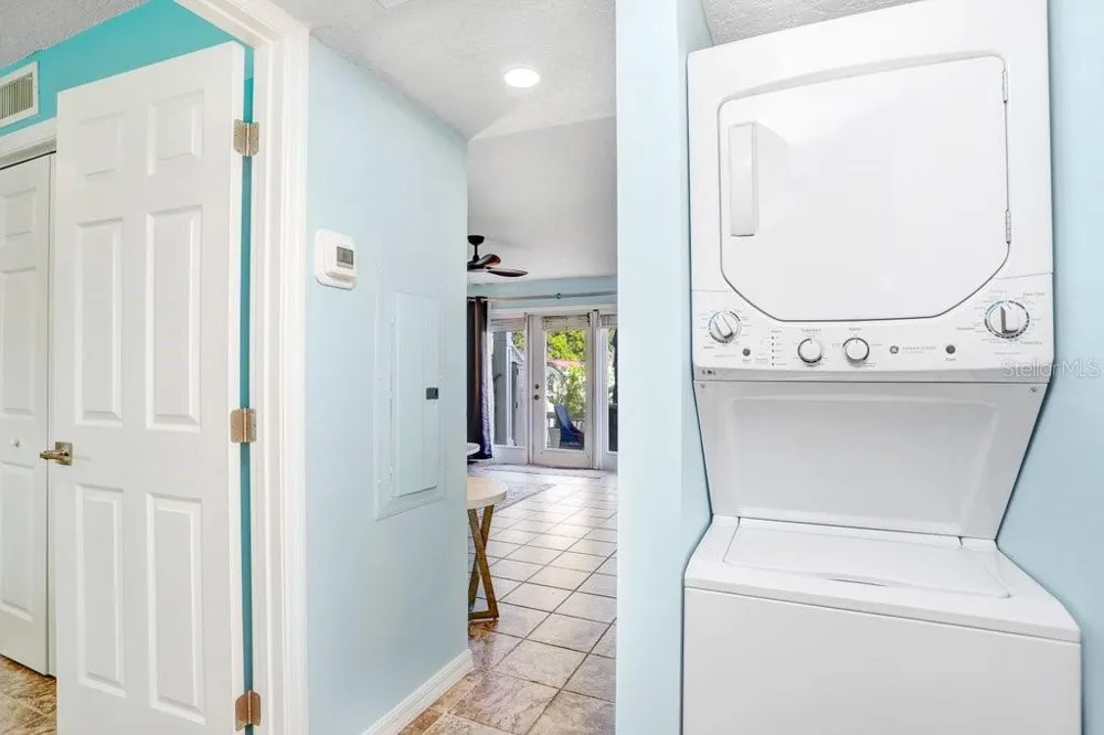 5012 STARFISH DRIVE SE #B St Petersburg, FL 33705