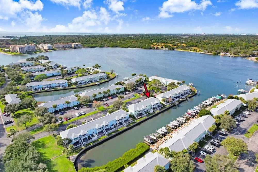 5012 STARFISH DRIVE SE #B St Petersburg, FL 33705