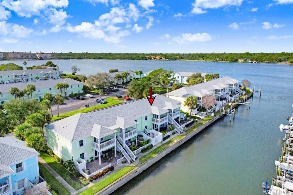 5012 STARFISH DRIVE SE #B St Petersburg, FL 33705