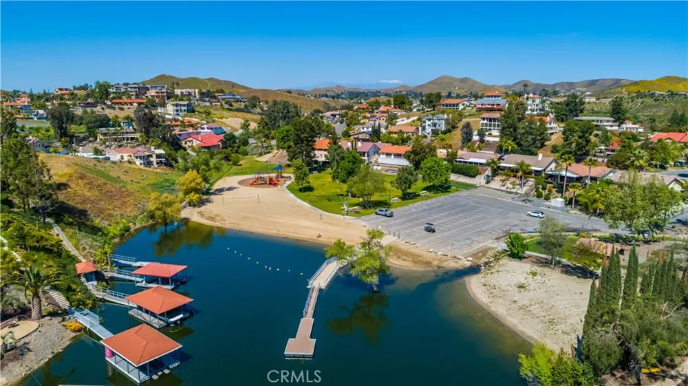29870 White Sail Canyon Lake, CA 92587
