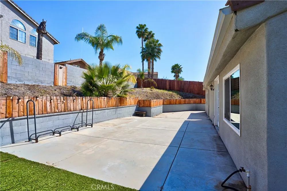 29870 White Sail Canyon Lake, CA 92587