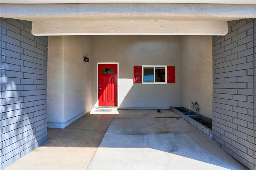 29870 White Sail Canyon Lake, CA 92587