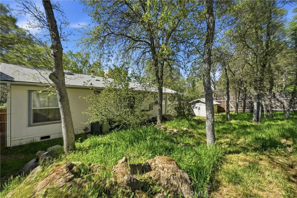 15560 20th Avenue Clearlake, CA 95422