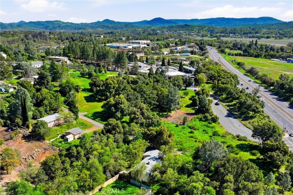 15560 20th Avenue Clearlake, CA 95422