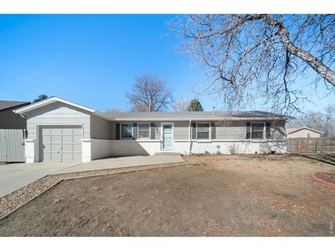 1217 Hunter Court