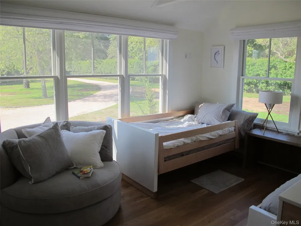 40 Tuthill Point Road East Moriches, NY 11940