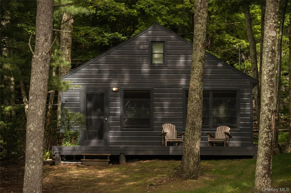 55 Nordic Drive Woodstock, NY 12498