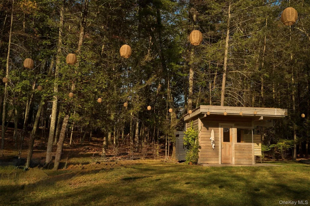 55 Nordic Drive Woodstock, NY 12498