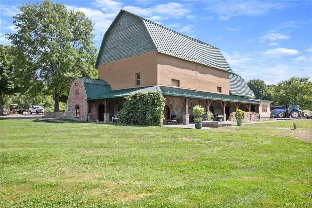 55 Daley Road Lagrangeville, NY 12603