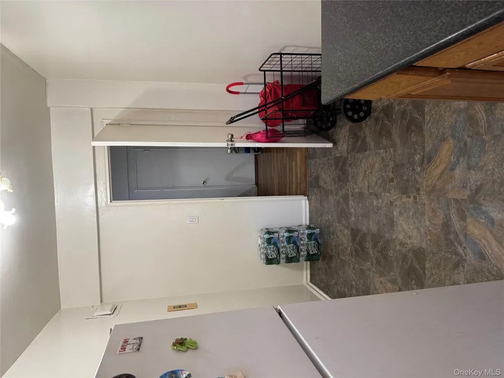 745 E 231st Street #3F Bronx, NY 10466
