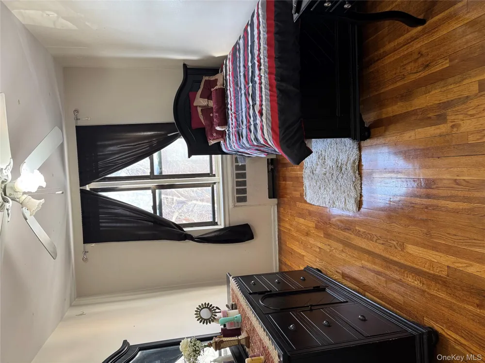 745 E 231st Street #3F Bronx, NY 10466