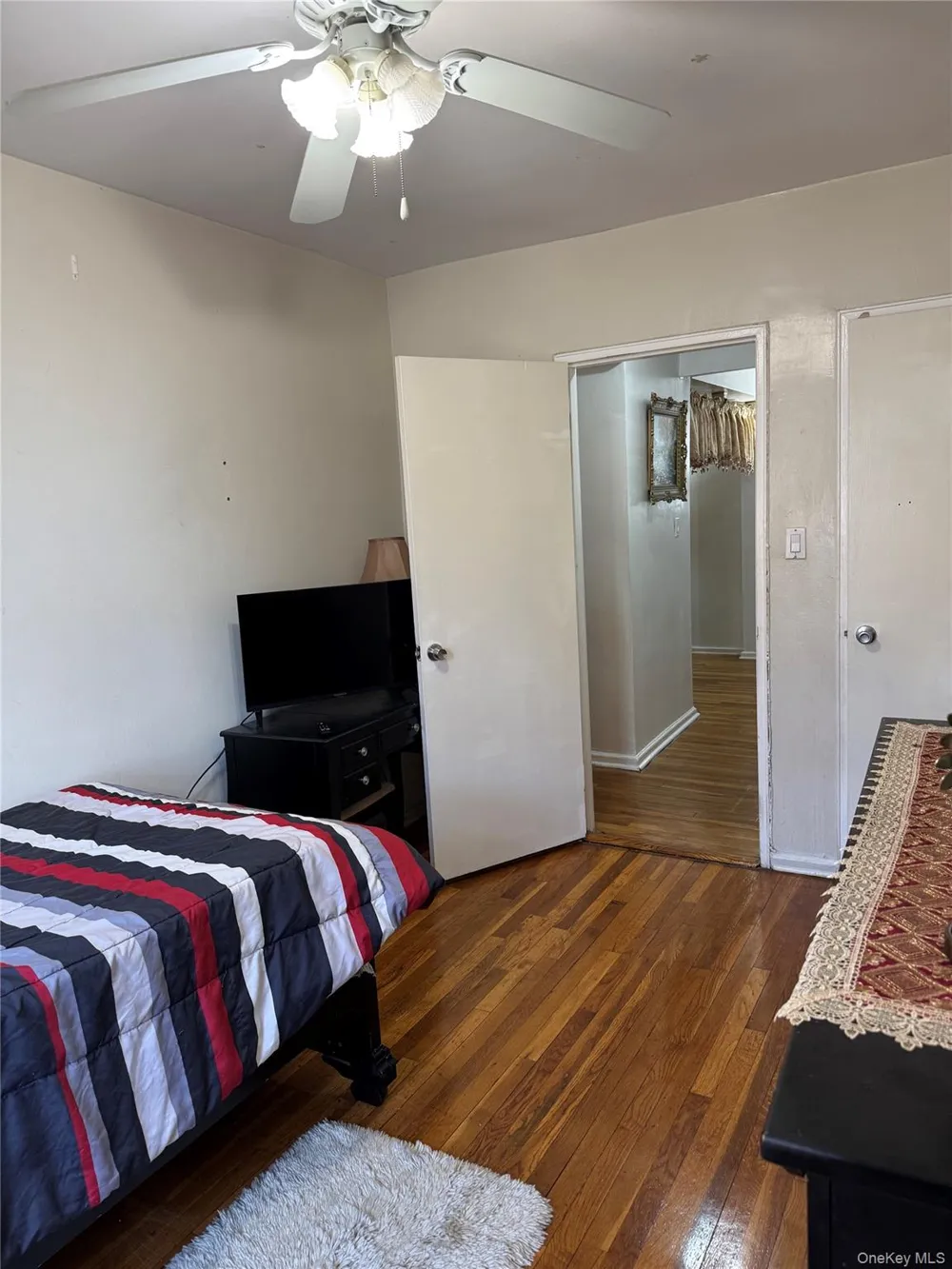 745 E 231st Street #3F Bronx, NY 10466