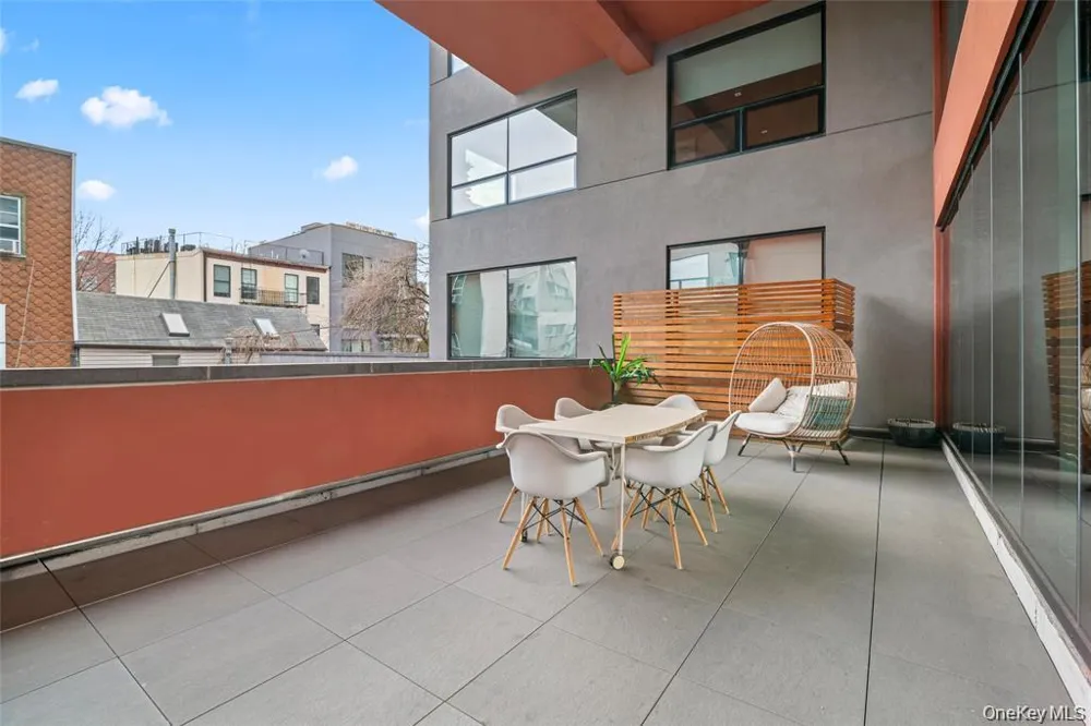 850 Metropolitan Avenue #1E Brooklyn, NY 11211