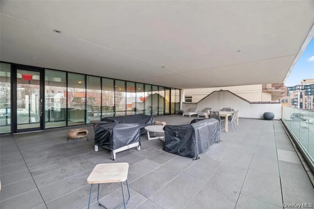 850 Metropolitan Avenue #1E Brooklyn, NY 11211