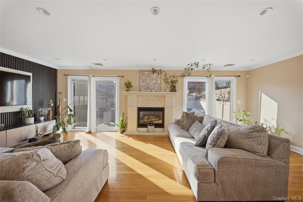 141-16 11th Avenue Malba, NY 11357